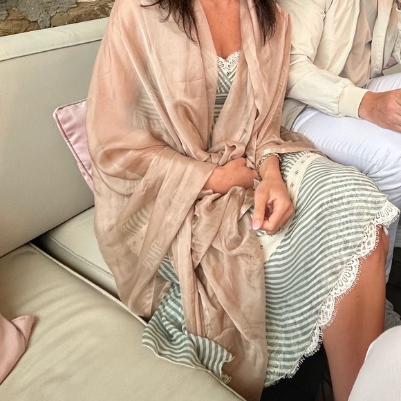 Pure silk vintage bcbg maxazria collection - Picture 2 of 6